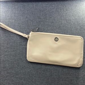 Lululemon Now and Always Pouch